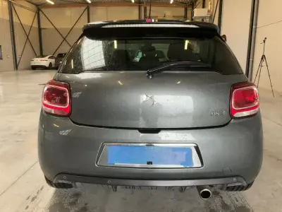 Citroën DS3 2016 - 9750 EUR, 135000 km - AUTO.MOTO.pt - 135000km - foto 5 de 14