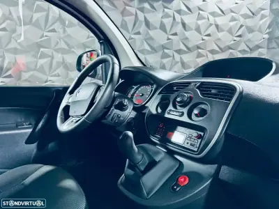 Renault Kangoo 1.5 dCi Confort S/S 2019 - 9990 EUR, 116502 km - AUTO.MOTO.pt - 116502km - foto 14 de 30