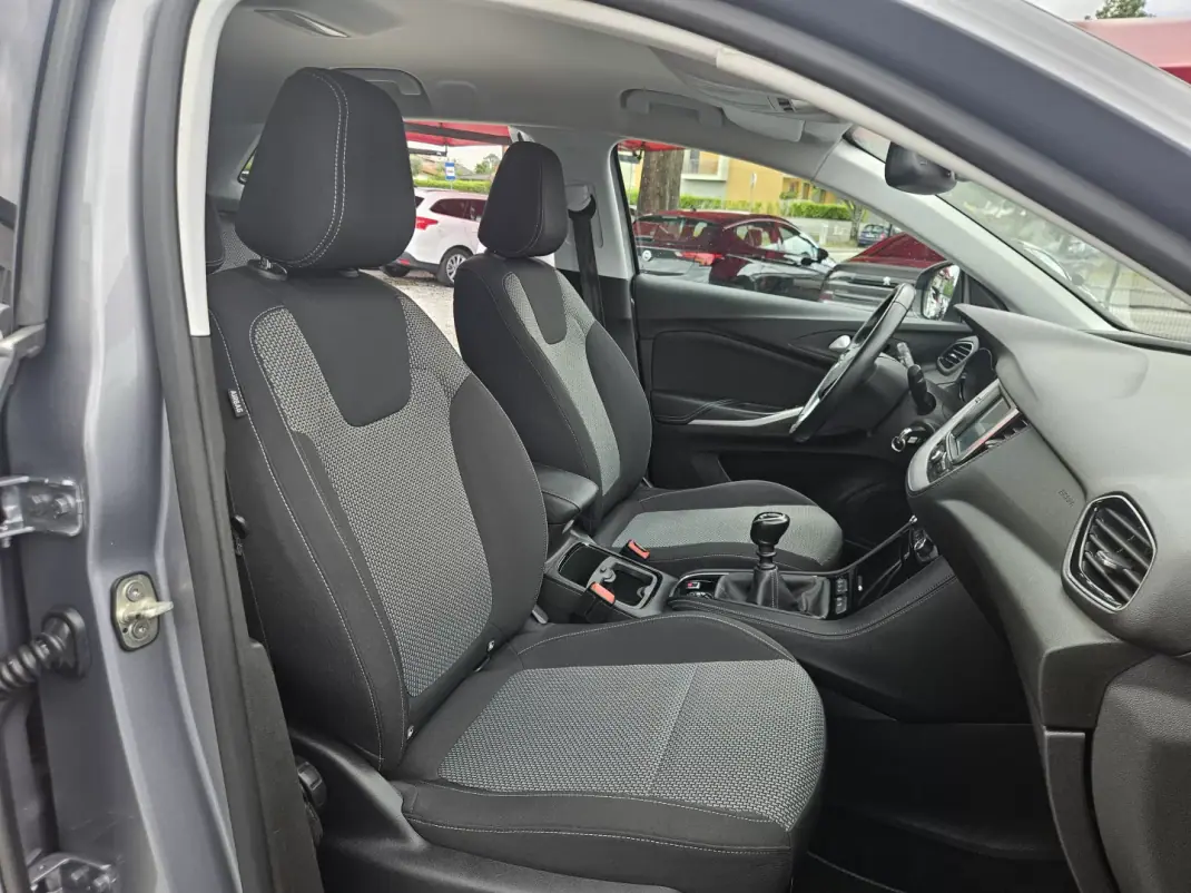 Opel Grandland X 2020 - 18800 EUR, 53900 km - AUTO.MOTO.pt - 53900km - foto 14 de 41