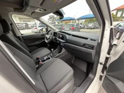 VW Caddy 2.0TDI Cargo Business 2025 - 24950 EUR, 10 km - AUTO.MOTO.pt - 10km - foto 28 de 42