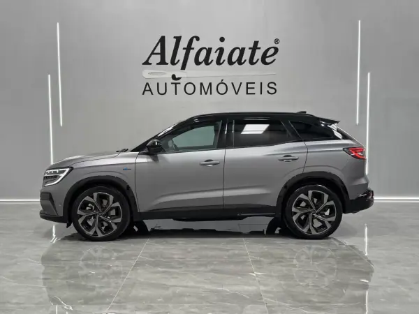Renault Austral 2023 - 30890 EUR, 17660 km - AUTO.MOTO.pt - 17660km - foto 3 de 45