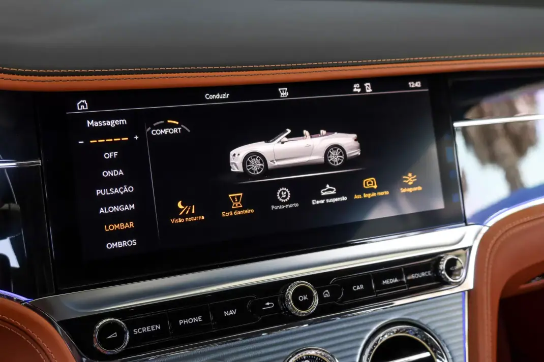 Bentley Continental GTC 2019 - 250000 EUR, 58772 km - AUTO.MOTO.pt - 58772km - foto 19 de 29