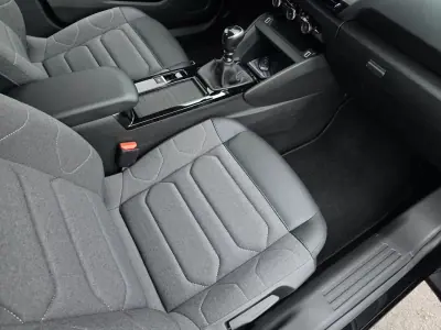 Citroën C4 2024 - 17800 EUR, 27000 km - AUTO.MOTO.pt - 27000km - foto 32 de 40