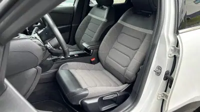 Citroën C4 2022 - 16499 EUR, 104121 km - AUTO.MOTO.pt - 104121km - foto 7 de 17