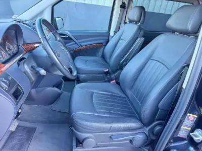 Mercedes-Benz Viano 2012 - 37500 EUR, 111121 km - AUTO.MOTO.pt - 111121km - foto 11 de 32