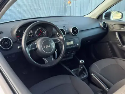 Audi A1 2012 - 8950 EUR, 229900 km - AUTO.MOTO.pt - 229900km - foto 4 de 22