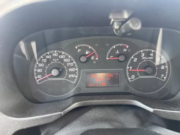 Fiat FIORINO 1.3 M-JET C/AC 2019 - 10900 EUR, 83085 km - AUTO.MOTO.pt - 83085km - foto 3 de 7