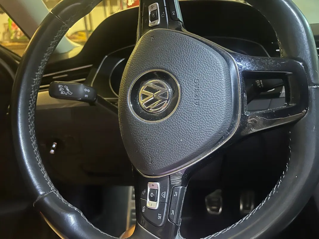 Volkswagen Passat Alltrack 2016 - 19000 EUR, 75500 km - 75500km - foto 8 de 13