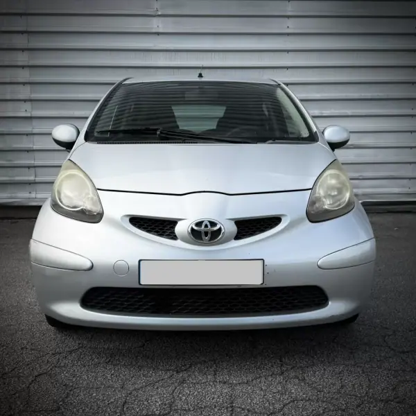 Toyota Aygo 2006 - 6500 EUR, 156009 km - AUTO.MOTO.pt - 156009km - foto 2 de 11