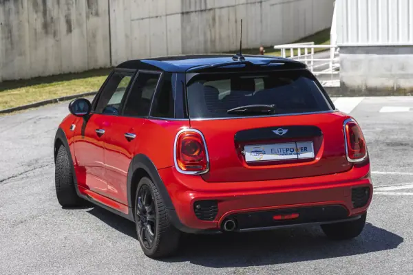 MINI Cooper 2015 - 13500 EUR, 212063 km - AUTO.MOTO.pt - 212063km - foto 2 de 15
