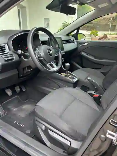 Renault Clio 2020 - 13500 EUR, 89140 km - AUTO.MOTO.pt - 89140km - foto 12 de 15