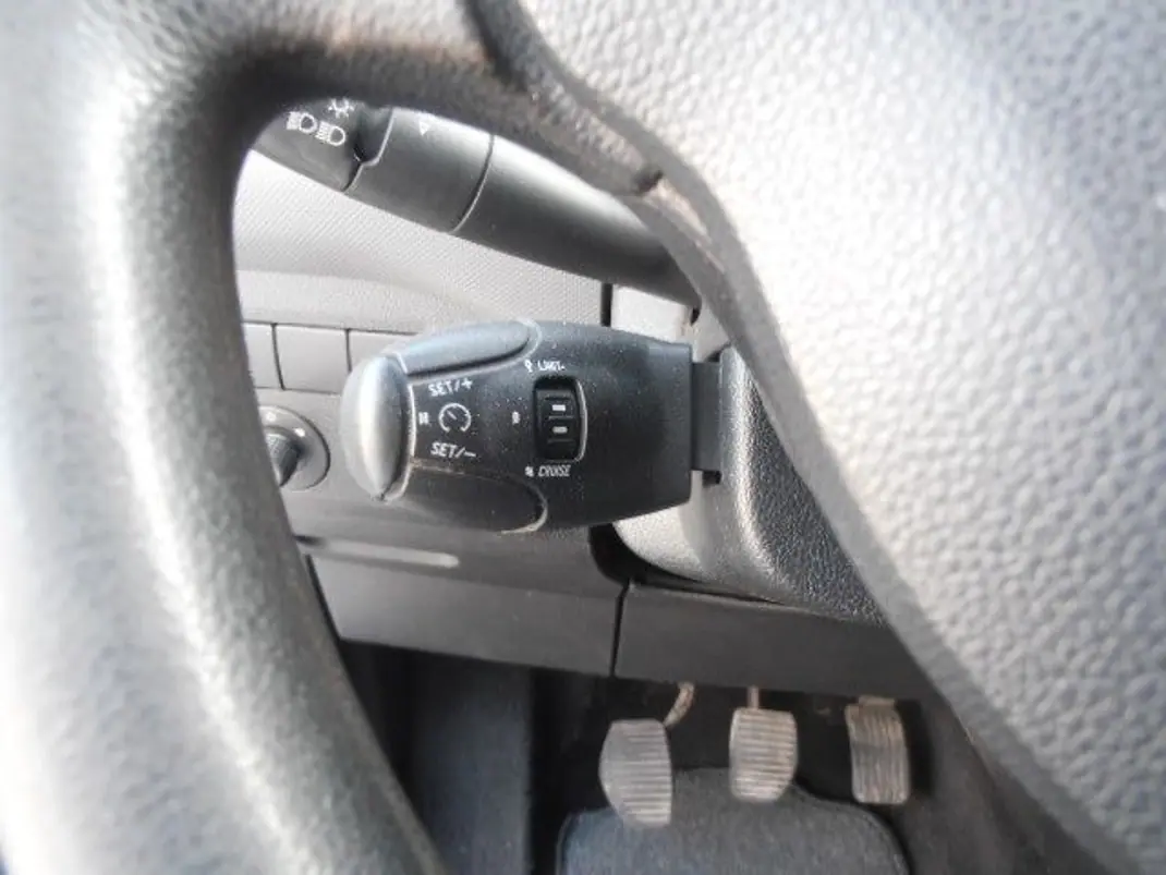 Peugeot 2016 - 10900 EUR, 112647 km - 112647km - foto 9 de 12