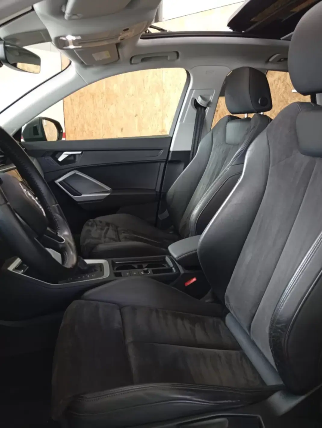 Audi Q3 Sportback 2020 - 35900 EUR, 129341 km - AUTO.MOTO.pt - 129341km - foto 11 de 23
