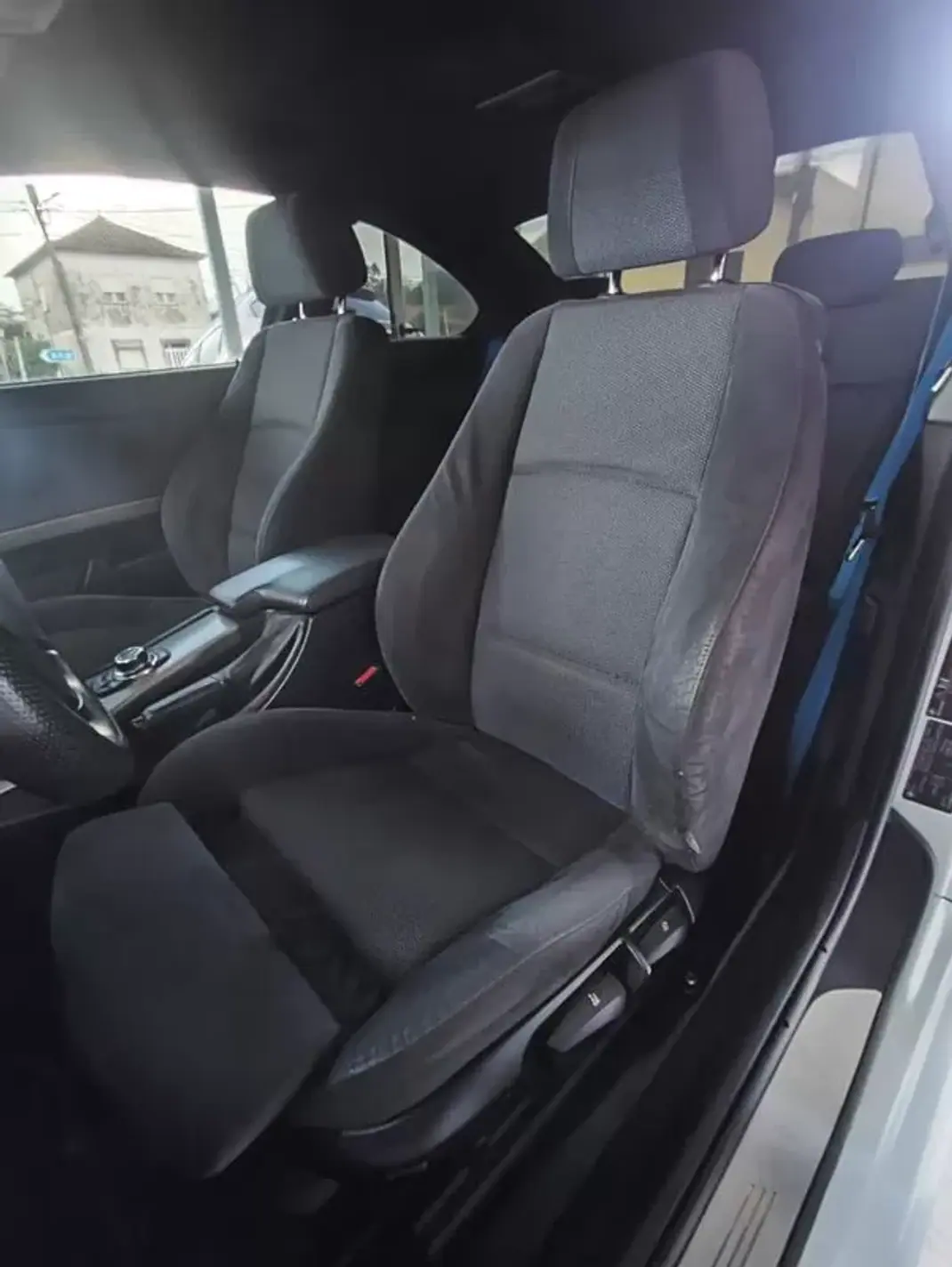 BMW 320 2012 - 18650 EUR, 179300 km - AUTO.MOTO.pt - 179300km - foto 24 de 35