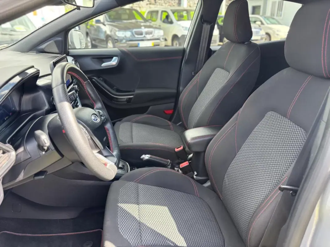 Ford Puma 2023 - 22990 EUR, 37283 km - 37283km - foto 9 de 14