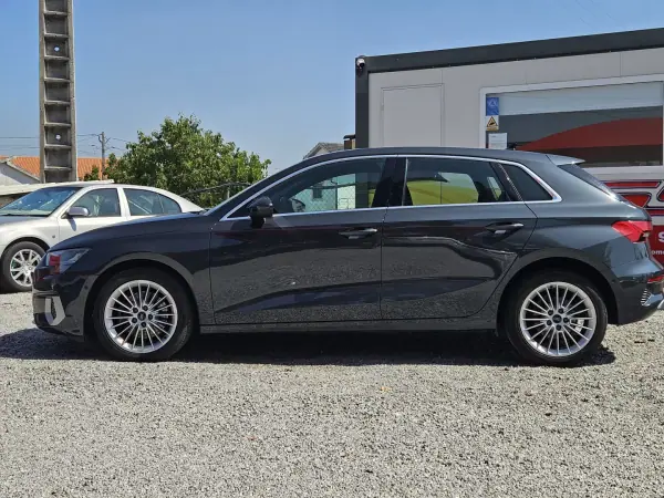 Audi A3 Sportback 2021 - 22900 EUR, 150000 km - AUTO.MOTO.pt - 150000km - foto 5 de 42