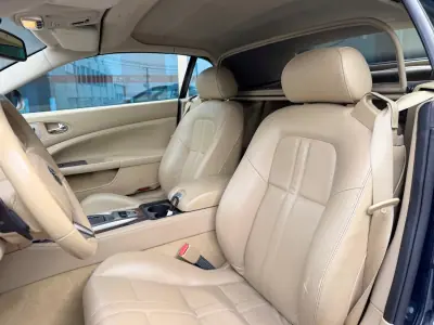 Jaguar XK 2006 - 38500 EUR, 186000 km - AUTO.MOTO.pt - 186000km - foto 8 de 15