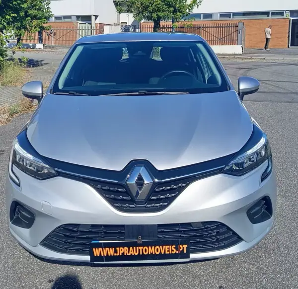 Renault Clio 2021 - 12490 EUR, 89100 km - AUTO.MOTO.pt - 89100km - foto 2 de 18