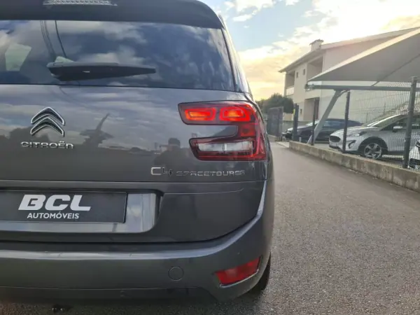 Citroën C4 Spacetourer 2020 - 17990 EUR, 169000 km - AUTO.MOTO.pt - 169000km - foto 7 de 39