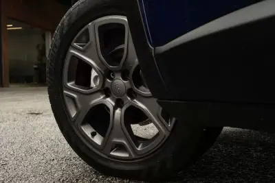 Jeep Renegade 2020 - 15999 EUR, 98800 km - AUTO.MOTO.pt - 98800km - foto 10 de 27