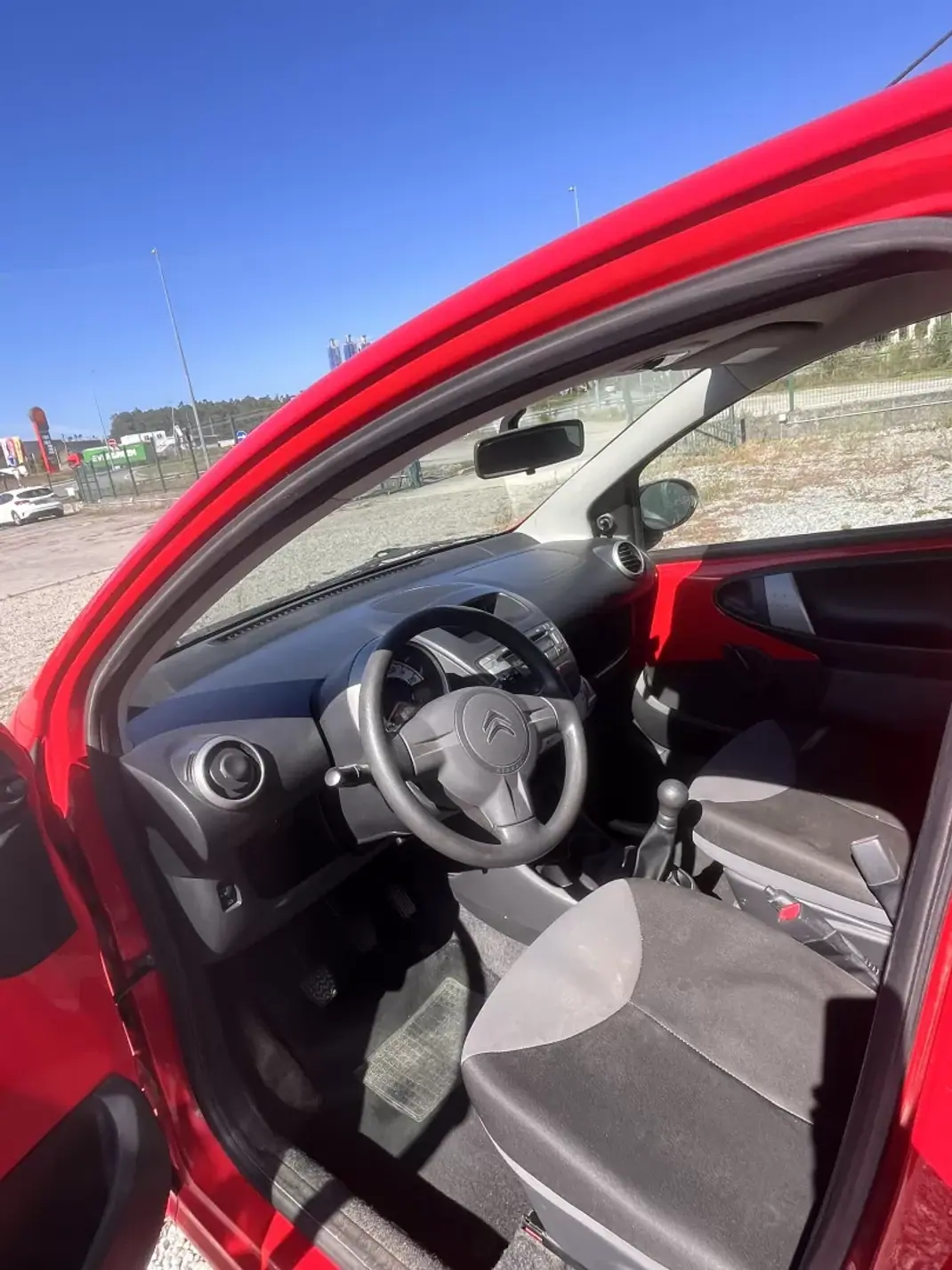 Citroën C1 2012 - 7350 EUR, 126000 km - 126000km - foto 9 de 16