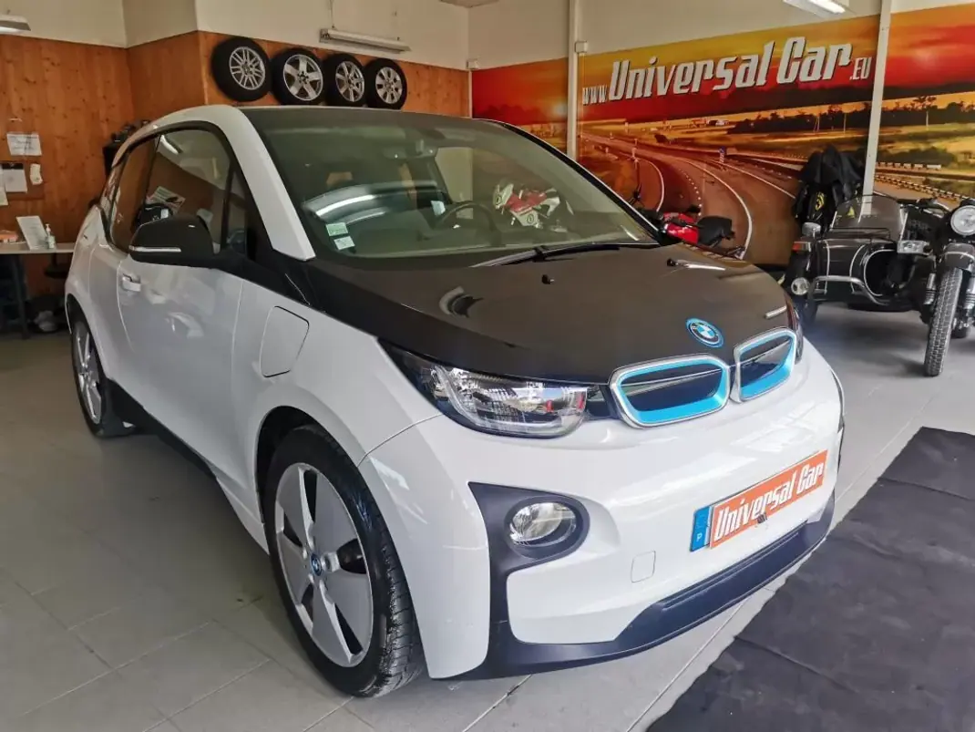 BMW i3 2016 - 19900 EUR, 68000 km - AUTO.MOTO.pt - 68000km - foto 1 de 17