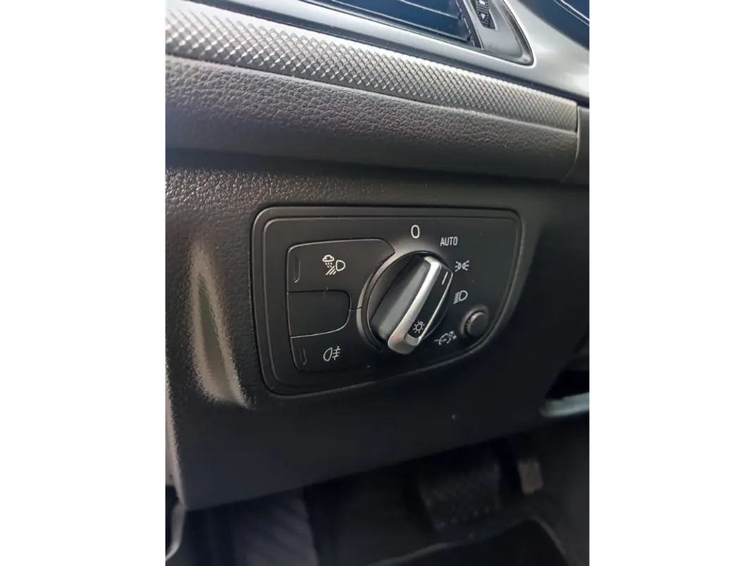 Audi A6 Avant 2012 - 12500 EUR, 280000 km - AUTO.MOTO.pt - 280000km - foto 14 de 28