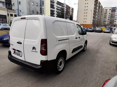 Citroën Berlingo 1.6 HDI ,3 Lug. Longa , Iva dedutivel 2019 - 13480 EUR, 182000 km - AUTO.MOTO.pt - 182000km - foto 27 de 28
