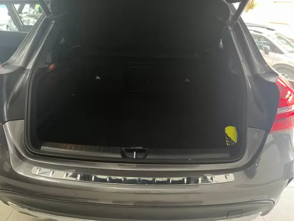 Mercedes-Benz GLA 200 2019 - 27500 EUR, 144556 km - AUTO.MOTO.pt - 144556km - foto 9 de 9