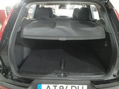 Volvo XC 40 2022 - 22499 EUR, 130121 km - AUTO.MOTO.pt - 130121km - foto 8 de 12