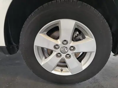 Dodge Journey 2010 - 8800 EUR, 217281 km - 217281km - foto 36 de 37