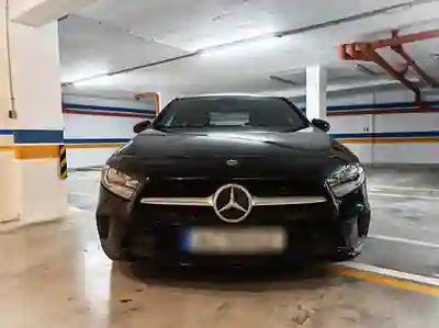 Mercedes-Benz A 180 Limousine 2020 - 21500 EUR, 88000 km - AUTO.MOTO.pt - 88000km - foto 2 de 14
