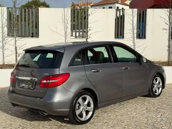 Mercedes-Benz B 200 2013 - 10950 EUR, 210000 km - 210000km - foto 7 de 26