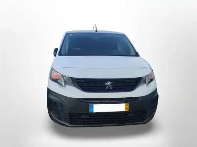 Peugeot Partner 1.5 BlueHDI Premium Standard 3L 2020 - 9999 EUR, 132656 km - AUTO.MOTO.pt - 132656km - foto 4 de 6