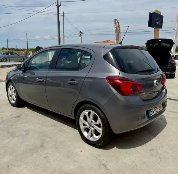 Opel Corsa 2016 - 11990 EUR, 35600 km - AUTO.MOTO.pt - 35600km - foto 17 de 23