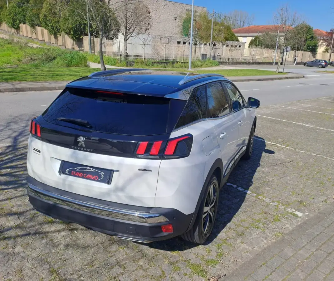 Peugeot 3008 2017 - 17500 EUR, 169000 km - AUTO.MOTO.pt - 169000km - foto 6 de 15