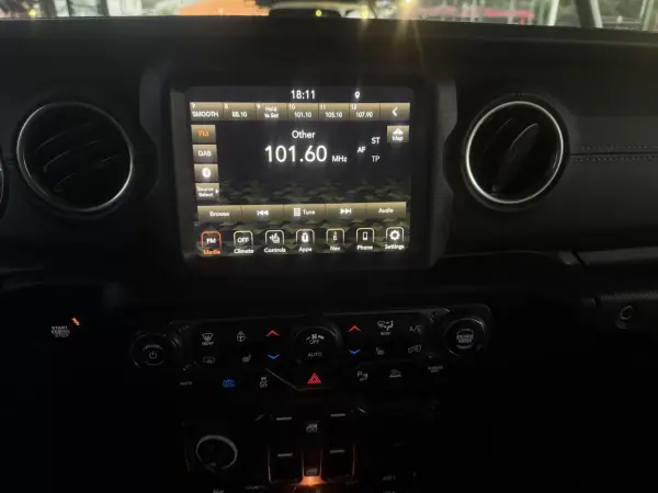 Jeep Wrangler Unlimited 2023 - 76900 EUR, 45271 km - AUTO.MOTO.pt - 45271km - foto 12 de 24