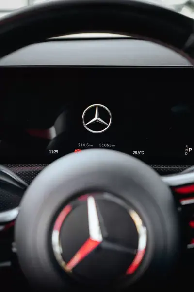Mercedes-Benz A 200 2023 - 32400 EUR, 51000 km - AUTO.MOTO.pt - 51000km - foto 26 de 32
