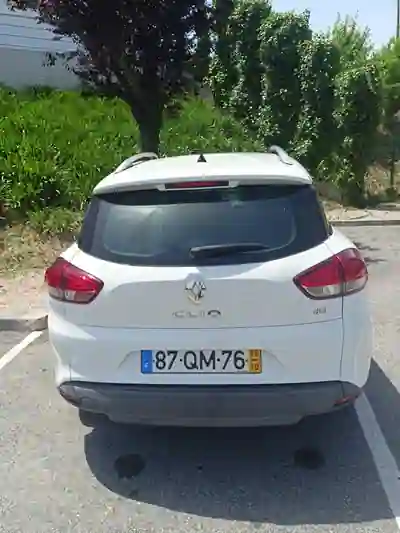 Renault Clio 2015 - 5050 EUR, 248250 km - AUTO.MOTO.pt - 248250km - foto 2 de 5