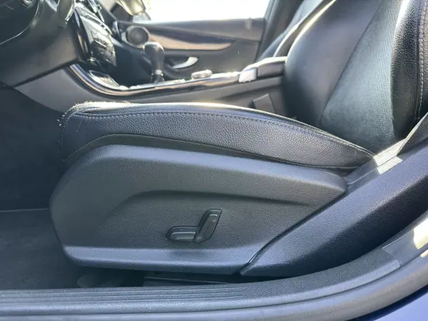 Mercedes-Benz C 180 2017 - 15900 EUR, 249000 km - AUTO.MOTO.pt - 249000km - foto 34 de 58