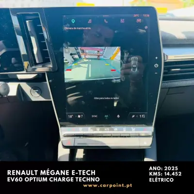 Renault Mégane E-Tech 2025 - 38900 EUR, 14452 km - AUTO.MOTO.pt - 14452km - foto 10 de 10