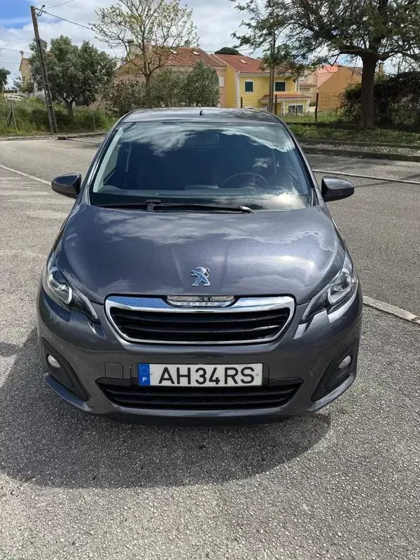 Peugeot 108 2021 - 11000 EUR, 62048 km - AUTO.MOTO.pt - 62048km - foto 4 de 32