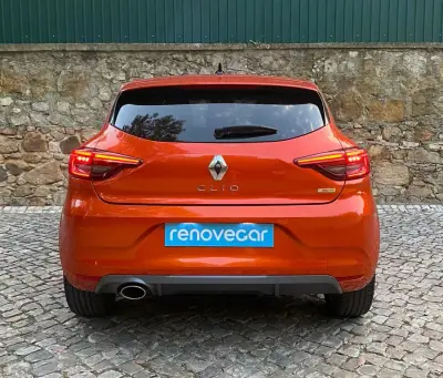 Renault Clio 2022 - 15900 EUR, 75184 km - AUTO.MOTO.pt - 75184km - foto 4 de 18