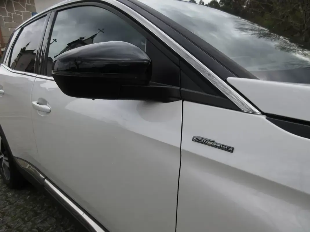Peugeot 3008 2017 - 16990 EUR, 209000 km - 209000km - foto 16 de 48