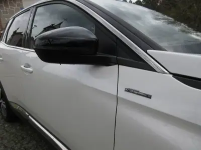 Peugeot 3008 2017 - 16990 EUR, 209000 km - AUTO.MOTO.pt - 209000km - foto 16 de 48