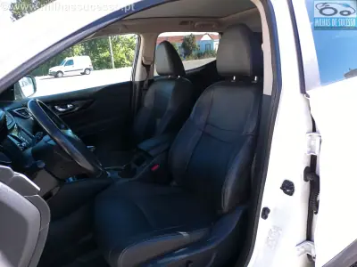 Nissan Qashqai 2015 - 12850 EUR, 212000 km - 212000km - foto 21 de 31