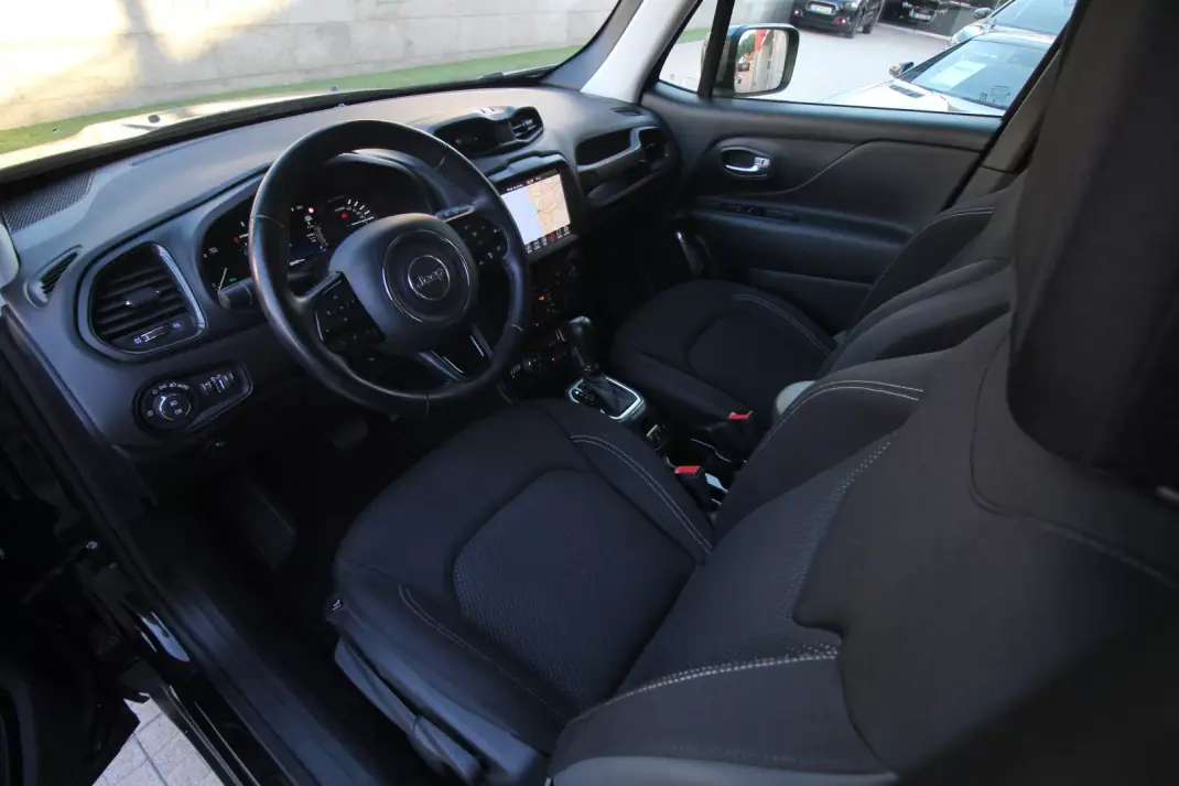 Jeep Renegade 2022 - 18990 EUR, 99500 km - 99500km - foto 13 de 49
