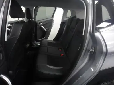 Peugeot 2008 2019 - 10500 EUR, 99000 km - AUTO.MOTO.pt - 99000km - foto 11 de 22