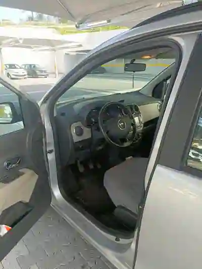 Dacia Lodgy 2016 - 10500 EUR, 164009 km - AUTO.MOTO.pt - 164009km - foto 6 de 8