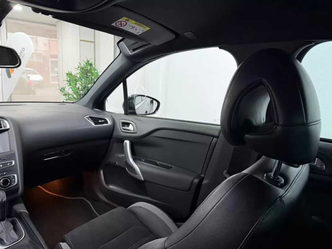 DS DS4 Crossback 2016 - 13990 EUR, 125000 km - AUTO.MOTO.pt - 125000km - foto 13 de 23